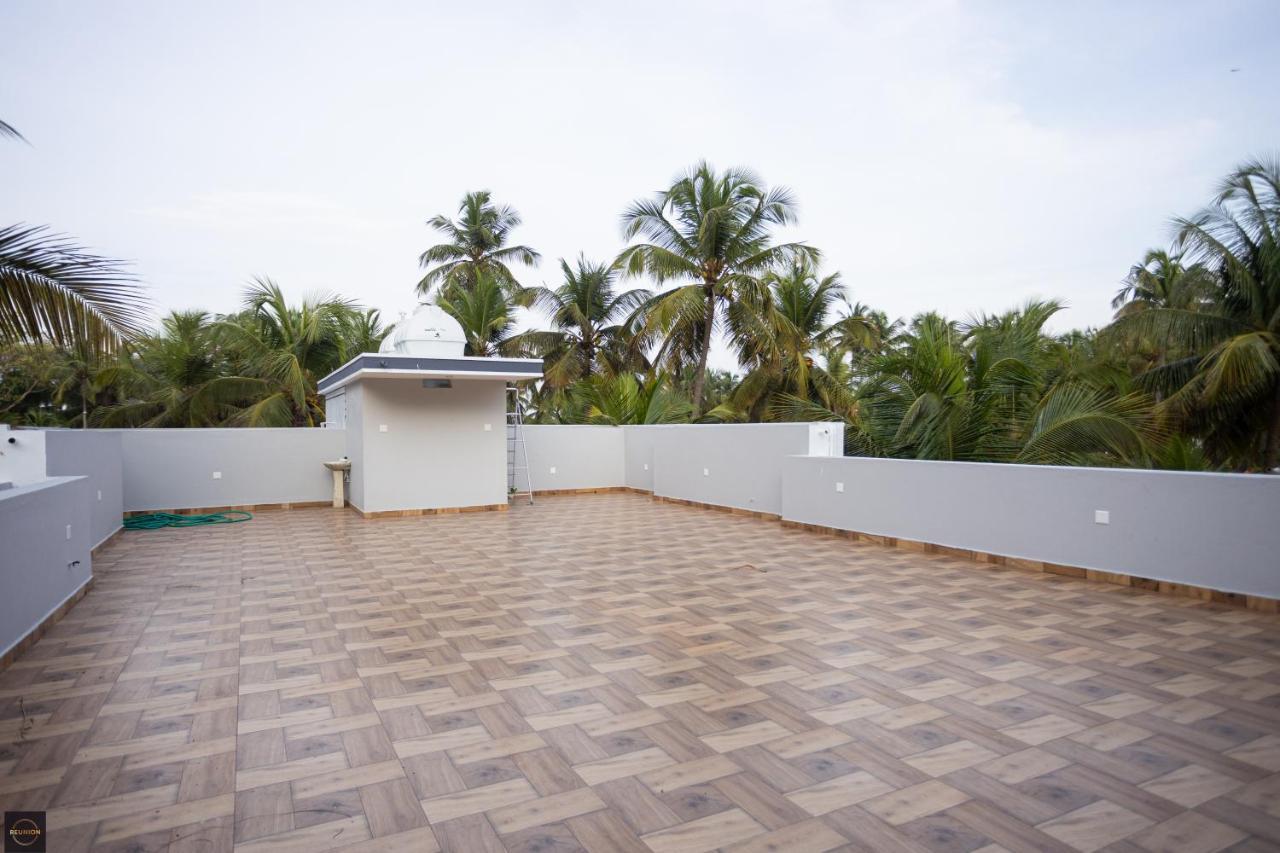 Reunion Ocean Manor - Beach House Udupi Esterno foto