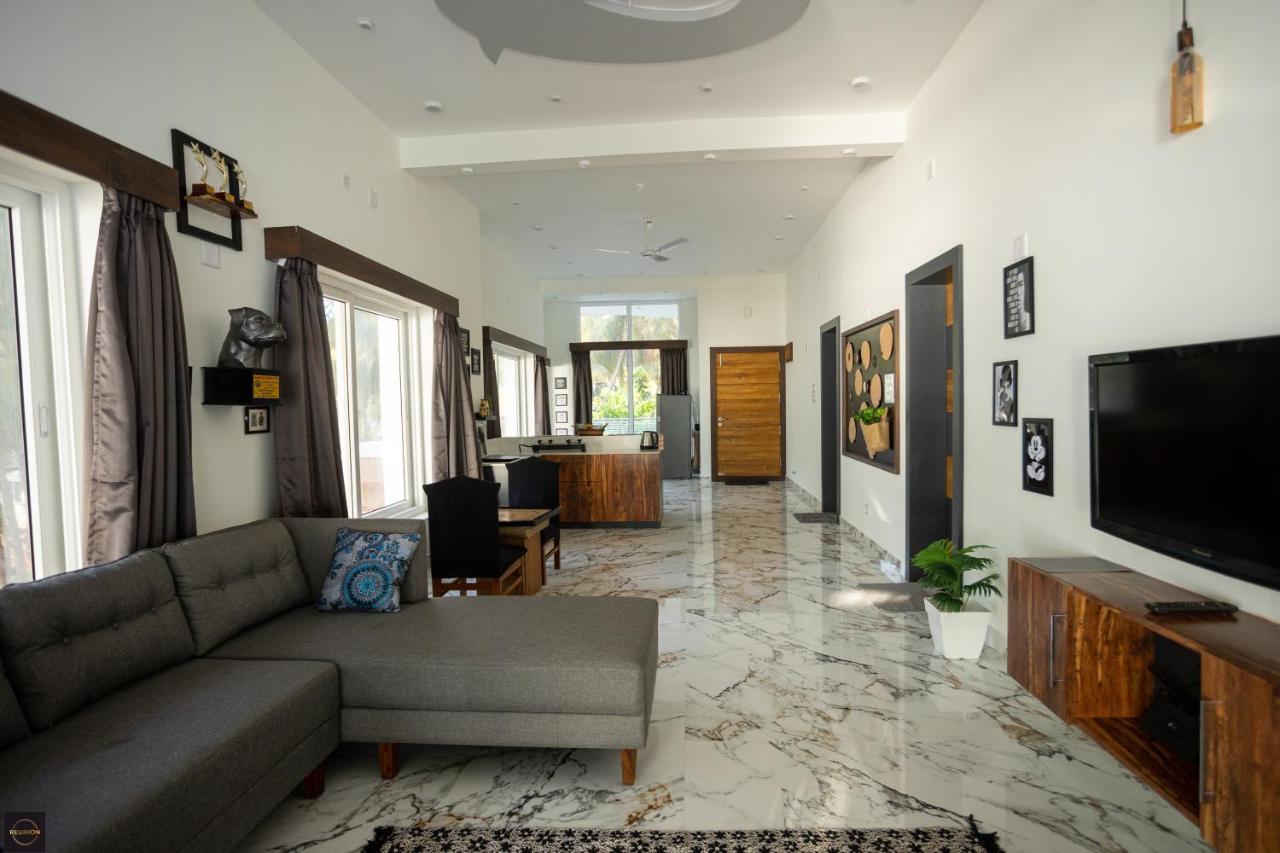 Reunion Ocean Manor - Beach House Udupi Esterno foto