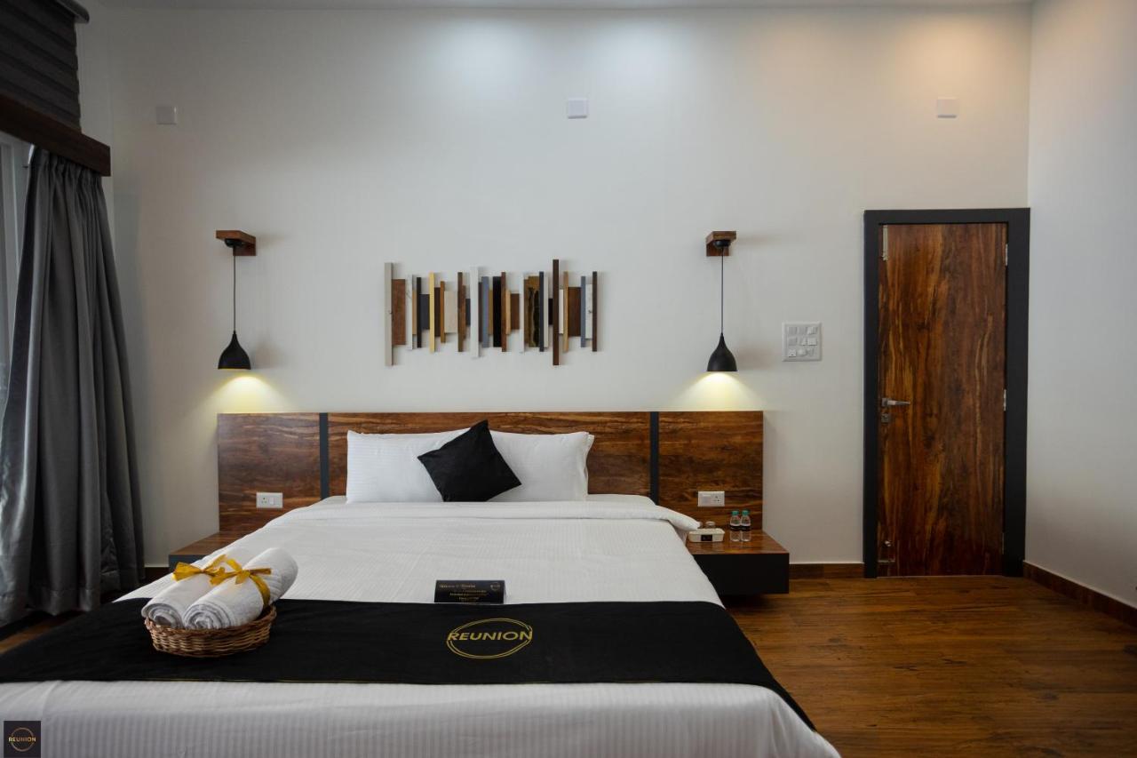 Reunion Ocean Manor - Beach House Udupi Esterno foto